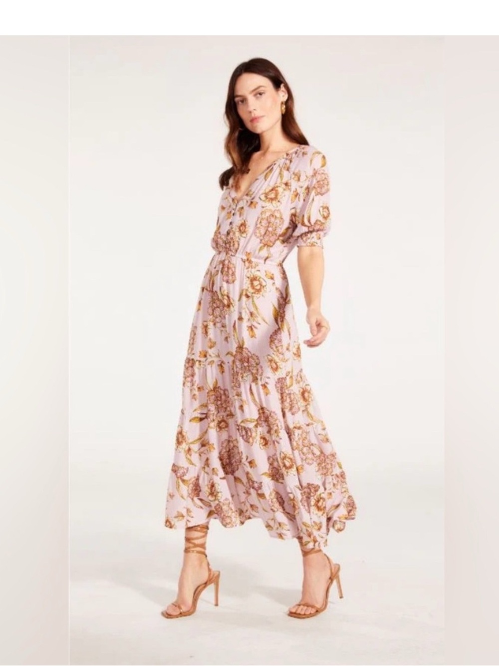 BB Dakota Floral V-Neck Midi Dress